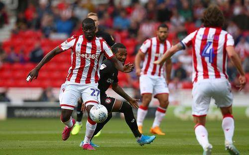 LOL竞猜官网 -赛地聚焦：荷甲赛后热度飙升；托特纳姆战术微调；目标明确；数据趋势出现新变化的简单介绍